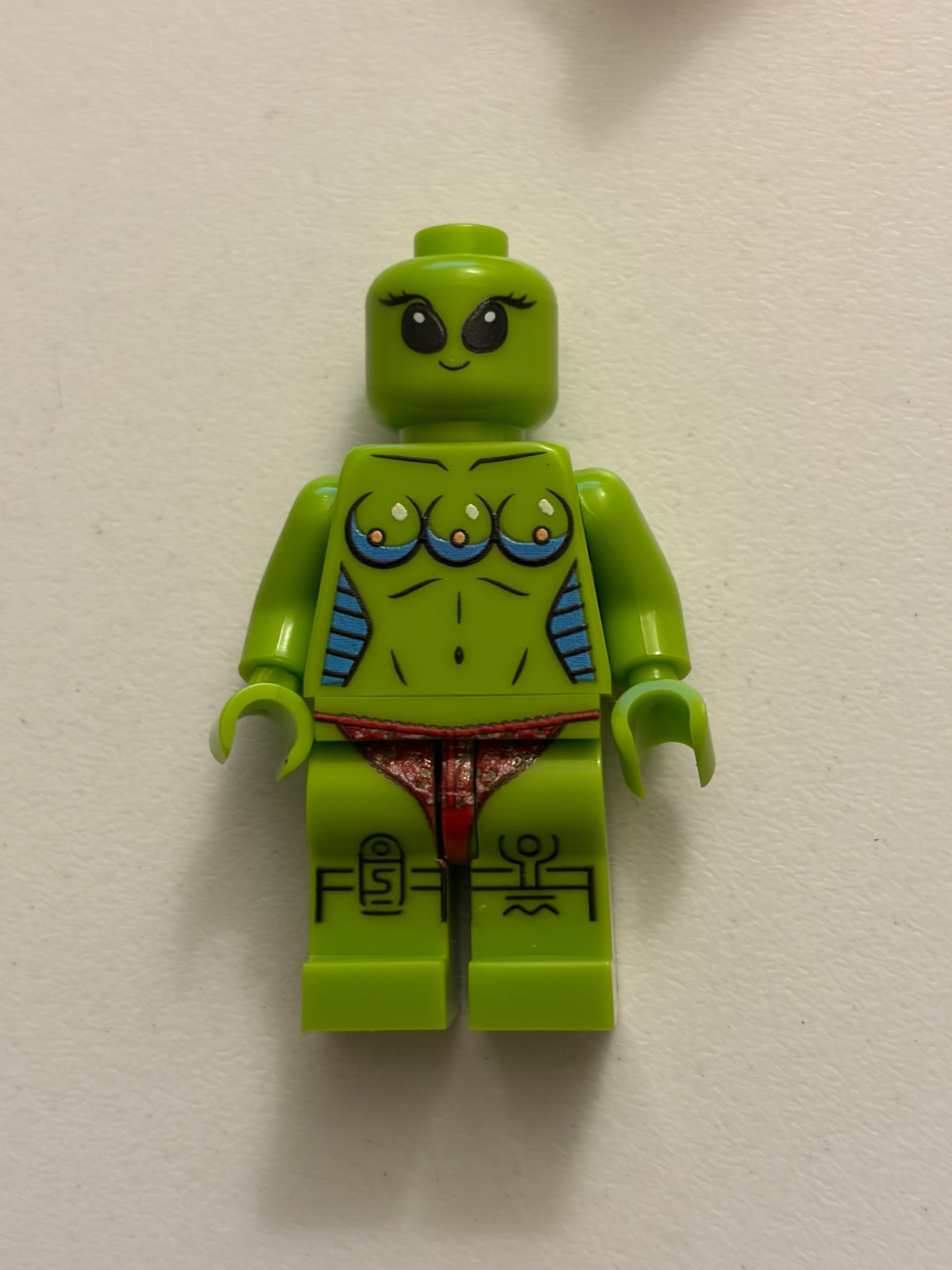Lula Alien Lover